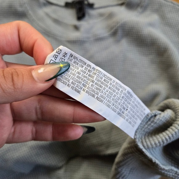 Forever 21 Made In The 90s Cropped Long Sleeve Waffle Knit Top - Picture 4 of 4